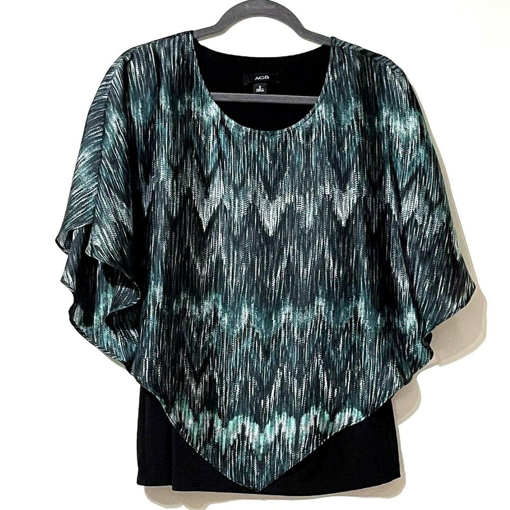 AGB Womens Poncho Style Top S Green & Black Polyester Blend Made In Vietnam